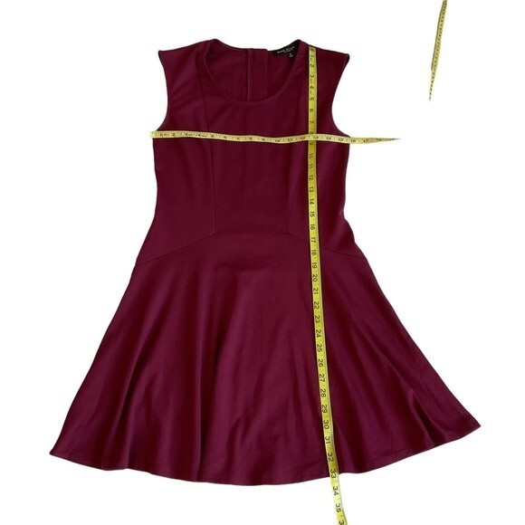 Green Envelope Stretch Jersey Knit Skater Mini Dress M Maroon Basic - Picture 4 of 5